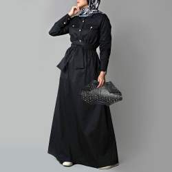 Pre Owned Alexander McQueen Black Leather Medium Studded De Manta Clutch