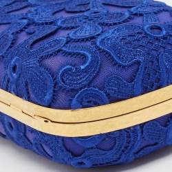 مملوكة مسبقًا Alexander McQueen Blue Floral Lace Skull Box Clutch