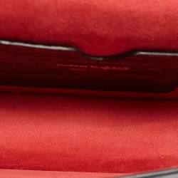 Pre Owned Alexander McQueen Black Croc Embossed Leather Skull Chain Clutch