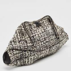 Pre Owned Alexander McQueen Black/White Wool and Leather Large De Manta Clutch
