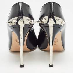 Pre Owned Alexander McQueen Black Leather Spike Pointed Toe Pumps Size 39
