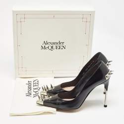 Pre Owned Alexander McQueen Black Leather Spike Pointed Toe Pumps Size 39