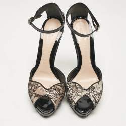 Alexander McQueen Beige/Black Lace and Patent Leather Peep Toe Pumps Size 40