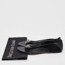 Pre Owned Alexander McQueen Black Leather and Suede Skull Flat Sandals Size 40