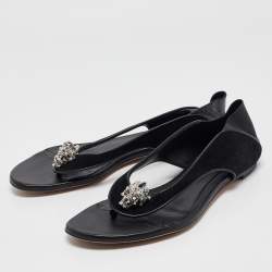 Pre Owned Alexander McQueen Black Leather and Suede Skull Flat Sandals Size 40