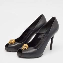 Alexander McQueen Black Leather Crystal Embellished Skull Peep-Toe Pumps Size 38.5