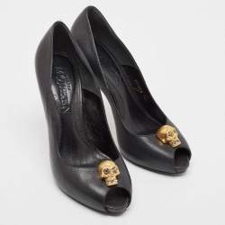 Alexander McQueen Black Leather Crystal Embellished Skull Peep-Toe Pumps Size 38.5