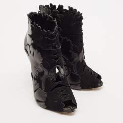 Alexander McQueen Black Leather and Suede Ankle Length Boots Size 38
