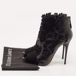 Alexander McQueen Black Leather and Suede Ankle Length Boots Size 38