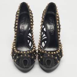 Pre Owned Alexander McQueen Black Cutout Studded Pumps Size 37