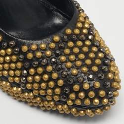 مملوكة مسبقًا Alexander McQueen Black Studded Leather Platform Pumps Size 40
