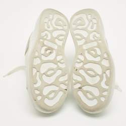 مملوكة مسبقًا Alexander McQueen White Leather and Suede Oversized Low Top Sneakers Size 37