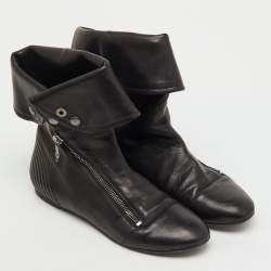 مملوكة مسبقًا حذاء بوت كاحل أليكساندر ماكوين جلد أسود طول الكاحل مقاس 36