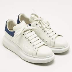 مملوكة مسبقًا Alexander McQueen White/Blue Leather and Suede Oversized Sneakers Size 40