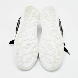 مملوكة مسبقًا Alexander McQueen Oversized Size 39 Black Leather Low Top Sneakers