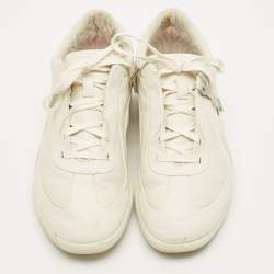 مملوكة مسبقًا حذاء رياضي ألكسندر ماكوين لامع كبير جلدي أبيض بمقاس 39.5