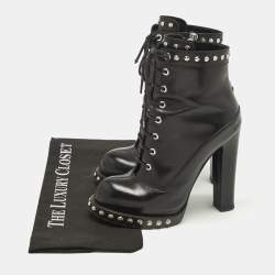 Pre Owned حذاء بوت للكاحل ألكسندر ماكوين جلد أسود مقاس 36