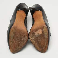 مملوكة مسبقًا Alexander McQueen Size 38 Black Floral Laser Cut Leather Peep Toe Booties