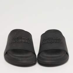 Pre Owned Alexander McQueen Size 37 Black Rubber Pool Slides 
