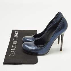Pre Owned Alexander McQueen Size 38.5 Metallic Blue Foil Leather Round Pumps