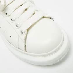 Pre Owned Alexander McQueen Oversized Size 37.5 White/Black Leather and Suede Low Top Sneakers