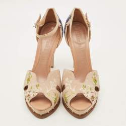 Pre Owned Alexander McQueen Size 39 Beige Suede Ankle Strap Sandals