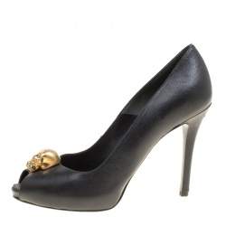 Pre Owned Alexander McQueen Black Leather Crystal Embellished Skull Detail Peep Toe Platform Pumps Size 35.5