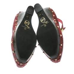 Pre Owned Alexander McQueen Red Embossed Snakeskin Leather Ankle Strap Spike Studded Wedge Pumps Size 39