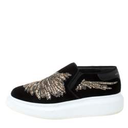 Pre Owned Alexander McQueen Black Crystal Embellished Velvet Slip On Platform Sneakers Size 37.5