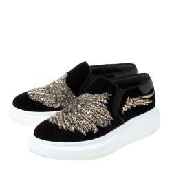 Pre Owned Alexander McQueen Black Crystal Embellished Velvet Slip On Platform Sneakers Size 37.5
