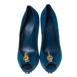 Alexander McQueen Blue Suede Crystal Embellished Skull Peep Toe Platform Pumps Size 39.5