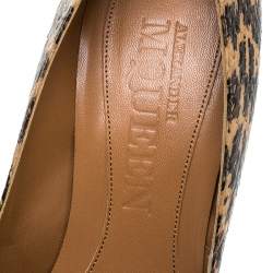 Pre Owned Alexander McQueen Black/Beige Python Platform Pumps Size 37