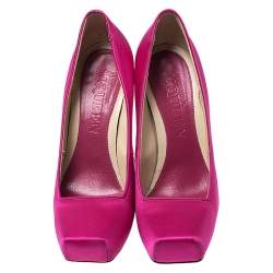 Pre Owned Alexander McQueen Majenta Satin Square Toe Platform Pumps Size 36.5