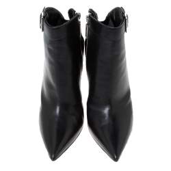 Pre Owned Alexander McQueen Black Leather Buckle Detail Pointed Toe Ankle Booties Size 40