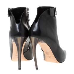 Pre Owned Alexander McQueen Black Leather Buckle Detail Pointed Toe Ankle Booties Size 40