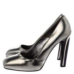 Alexander McQueen Silver Patent Leather Square Toe Pumps Size 41