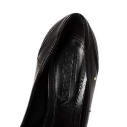 Pre Owned Alexander McQueen Black Leather Studded Peep Toe Pumps Size 38.5