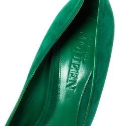 Pre Owned Alexander McQueen Green Suede Crystal Embellished Skull Peep Toe Platform Pumps Size 40