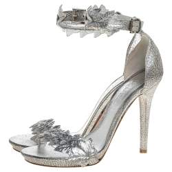 Pre Owned Alexander McQueen Metallic Silver Textured Leather Ivy Leaf Embellished Open Toe Sandals Size 39.5