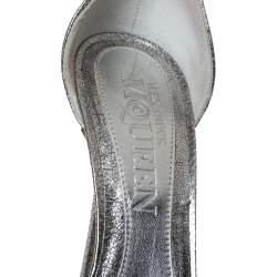 Pre Owned Alexander McQueen Metallic Silver Textured Leather Ivy Leaf Embellished Open Toe Sandals Size 39.5