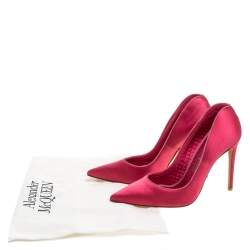 Pre Owned Alexander McQueen Pink Satin Heart Pointed Toe Pumps Size 39