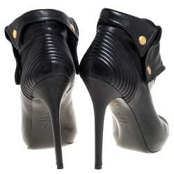 Pre Owned حذاء بوت أليكساندر ماكوين جمجمة فايثفول مقدمة مفتوحة جلد أسود مقاس 37