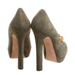 مملوكة مسبقًا حذاء كعب عالى أليكساندر ماكوين مقدمة مفتوحة جمجمة رمادية داكنة سويدى أخضر زيتونى مقاس 36.5