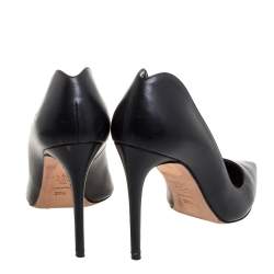 مملوكة مسبقًا حذاء كعب عالى أليكساندرماكوين مقدمة مدببة جلد أسود مقاس 37.5