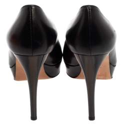 Alexander McQueen Black Leather Horn Heel Platform Pumps Size 40