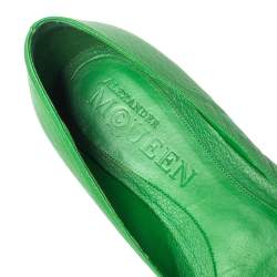 Pre Owned Alexander McQueen Green Leather Skull Embellished Ballet Flats Size 37