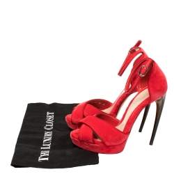 Pre Owned Alexander McQueen Red Velvet Horn Heel Ankle Strap Platform Sandals Size 36