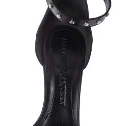 مملوكة مسبقًا Alexander McQueen Black Studded Leather Ankle Strap Sandals Size 38