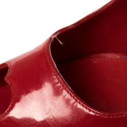 Pre Owned Alexander McQueen Red Patent Leather Heart Peep Toe Pumps Size 39