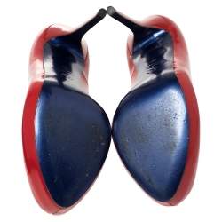 Pre Owned Alexander McQueen Red Patent Leather Heart Peep Toe Pumps Size 39